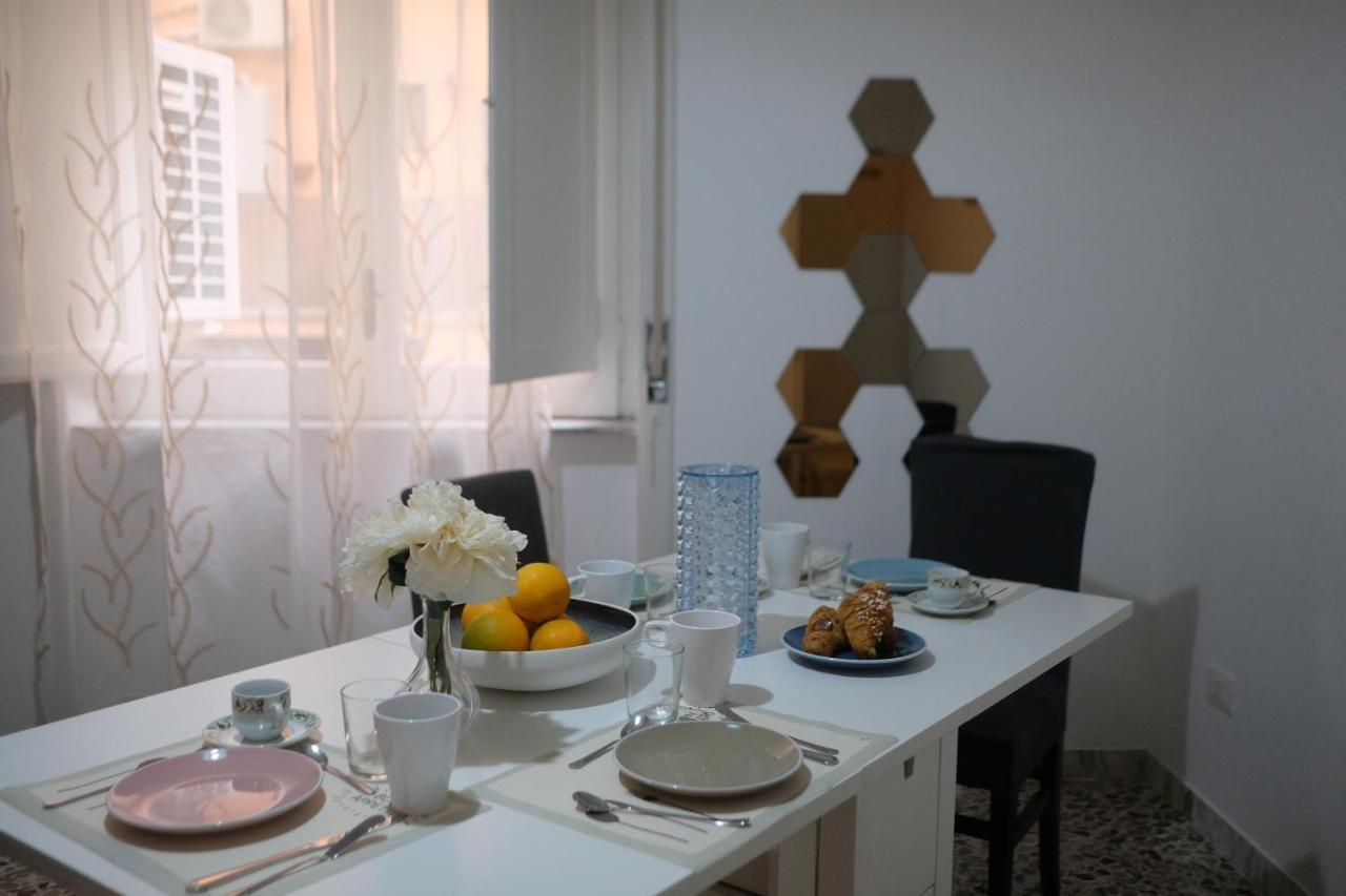 Bed and Breakfast Le Stanze Di Sofia Salerno Exterior foto