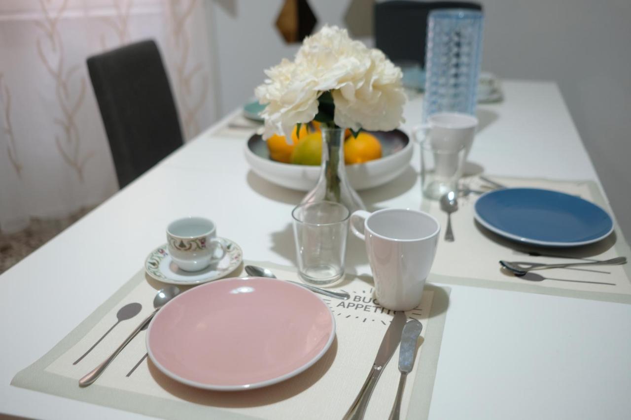 Bed and Breakfast Le Stanze Di Sofia Salerno Exterior foto