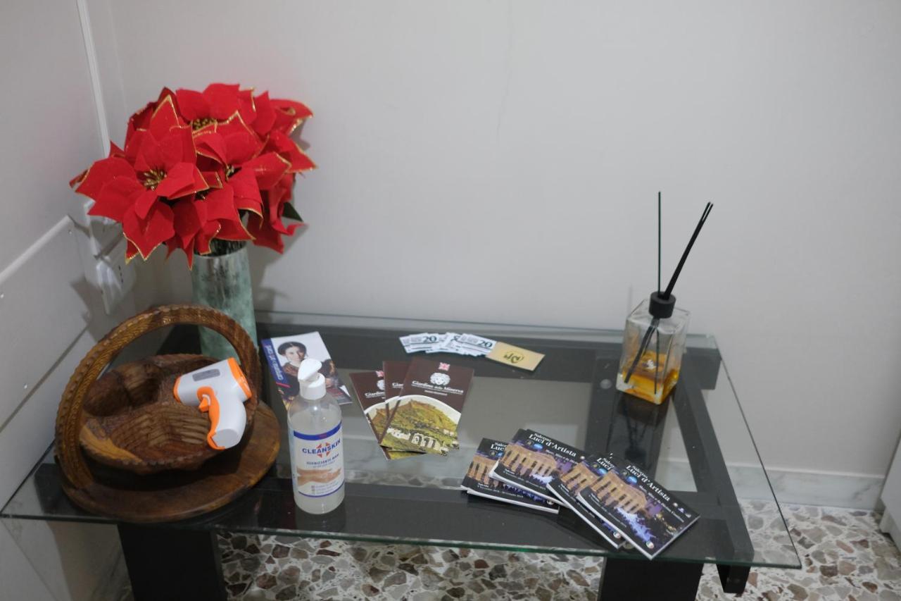 Bed and Breakfast Le Stanze Di Sofia Salerno Exterior foto