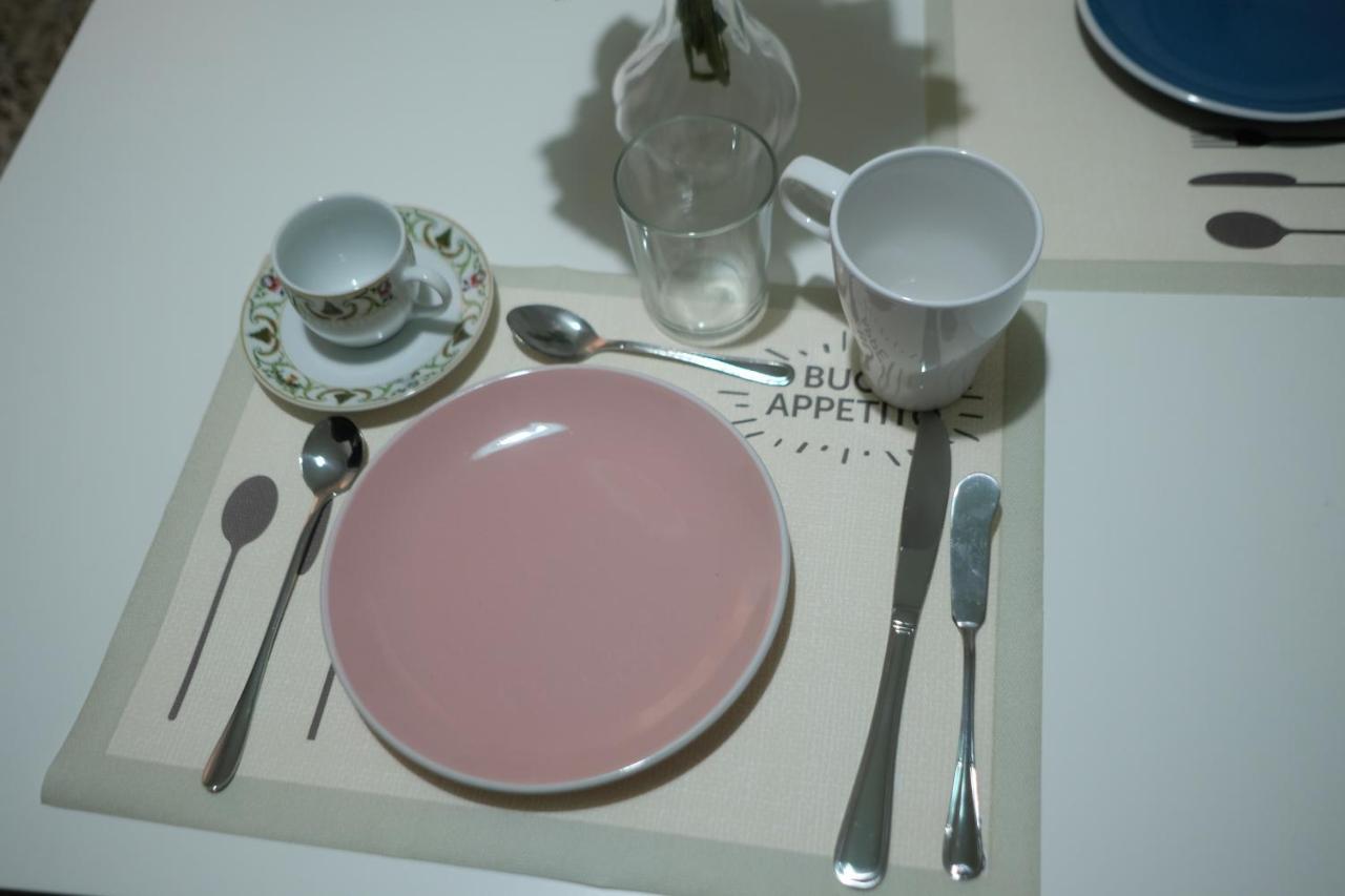 Bed and Breakfast Le Stanze Di Sofia Salerno Exterior foto