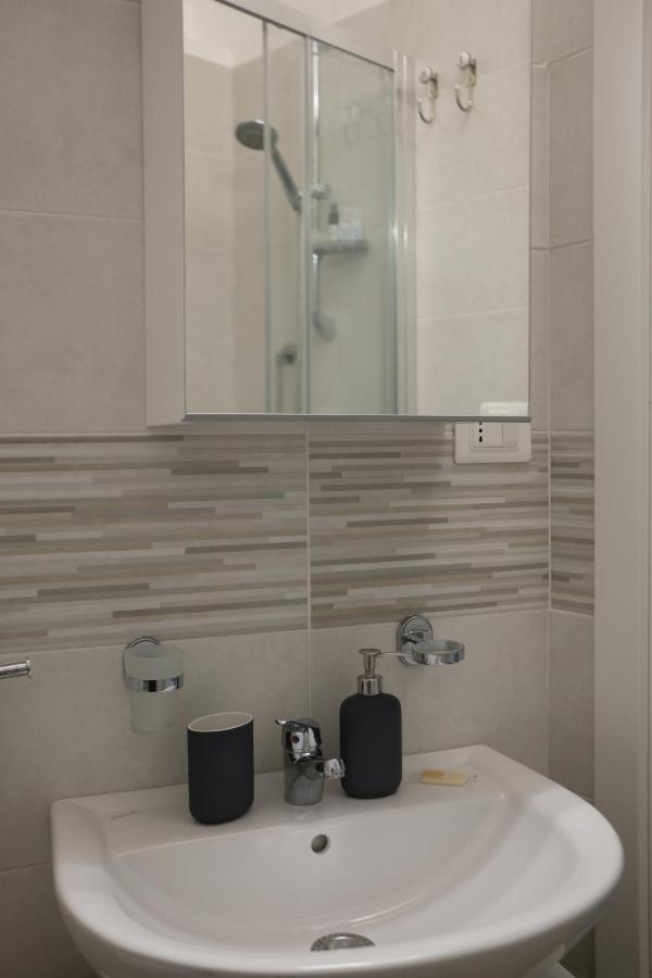 Bed and Breakfast Le Stanze Di Sofia Salerno Exterior foto