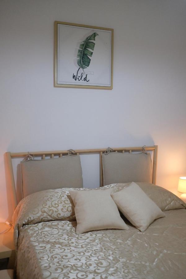 Bed and Breakfast Le Stanze Di Sofia Salerno Exterior foto